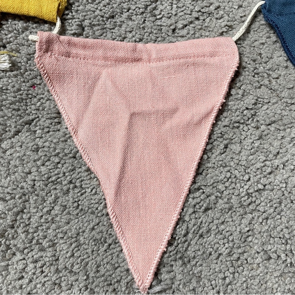 H&M Home Penant With Bunting Kids Baby Room Muted Colors Yellow Pink Blue‎ Gray - Picture 7 of 10